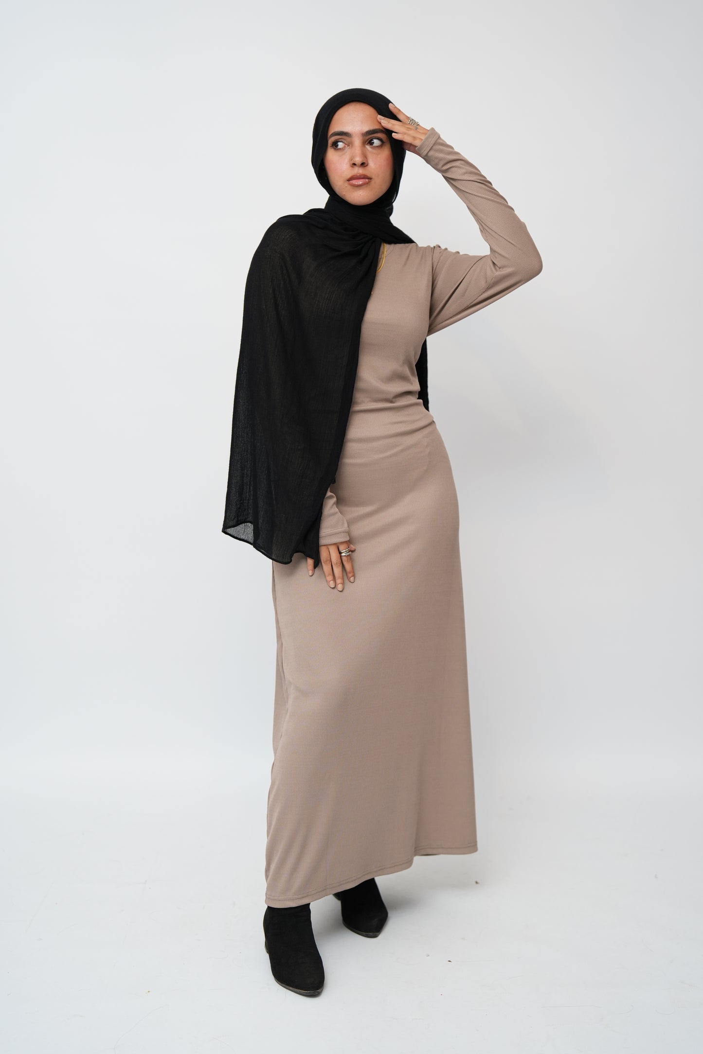 Long sleeves basic dress