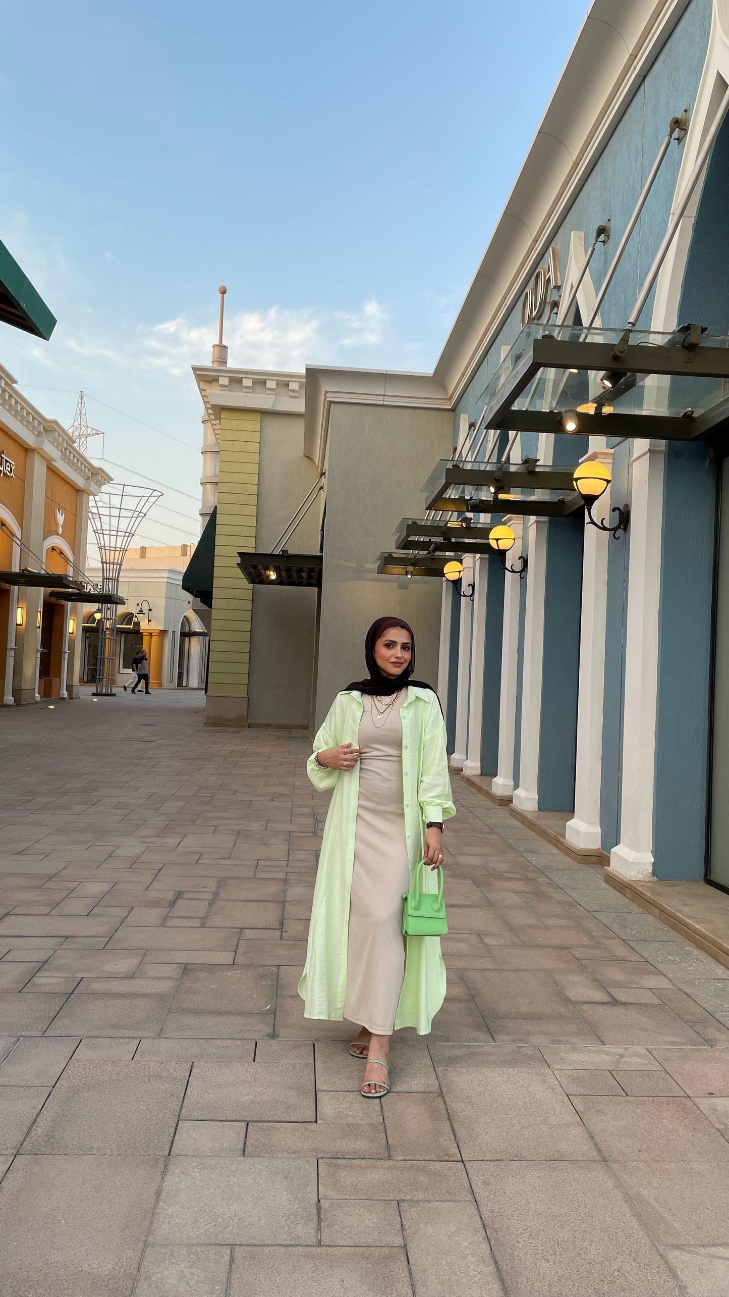 Short sleeve basic dress
