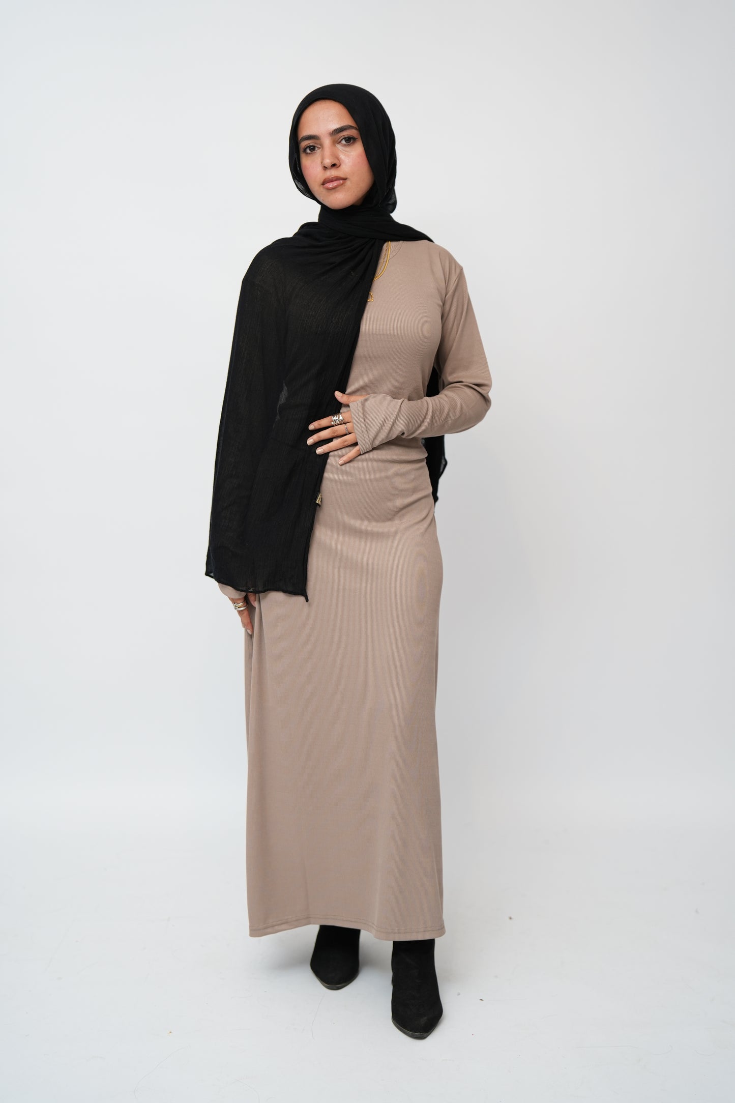 Long sleeves basic dress